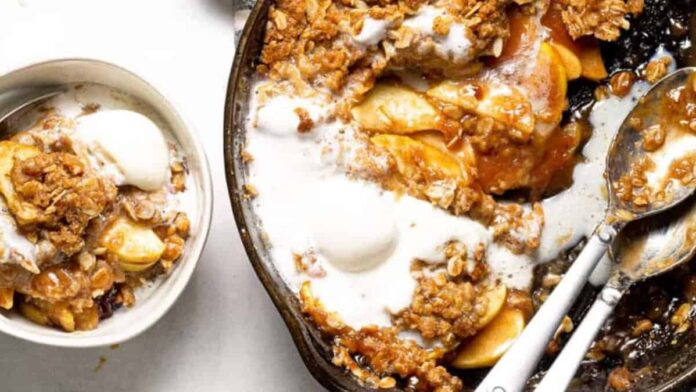 9 Apple Crisp Recipes That Will Make You Ready for Fall