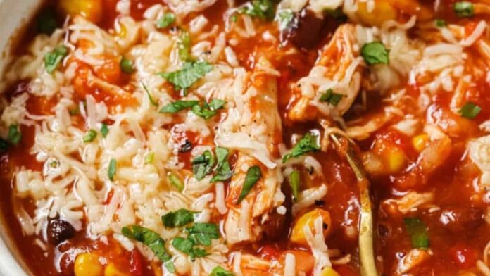 21 Deliciously Easy Crockpot Recipes to Celebrate Fall Flavors