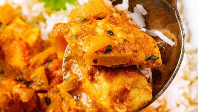 30 Dump-And-Cook Crockpot Meals That Hit the Spot