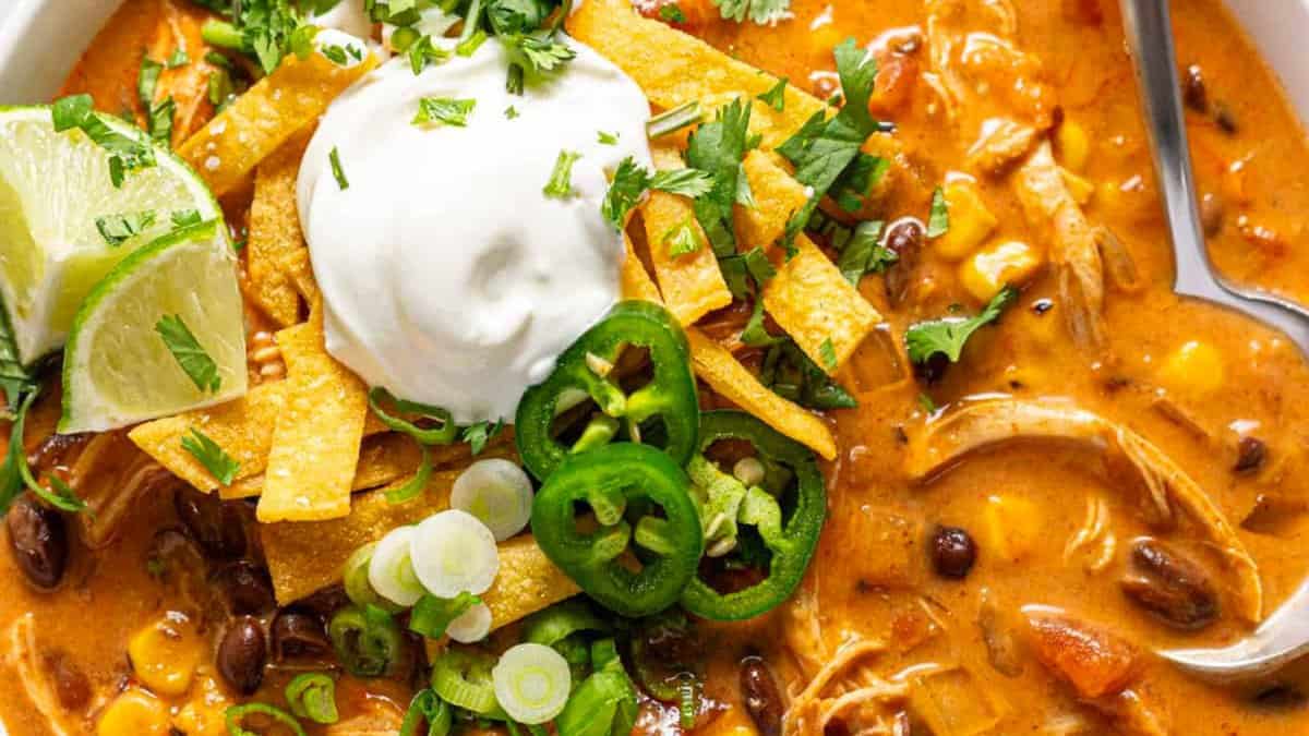 Soupe Crémeuse de Poulet Enchilada en Une Seule Casserole