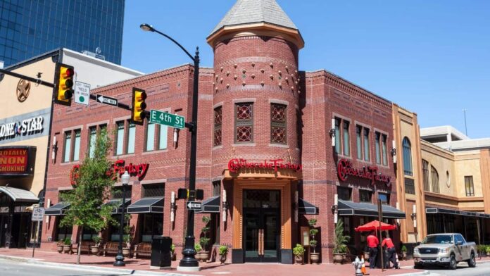 12 Restaurant Chains That Don’t Live up to the Hype