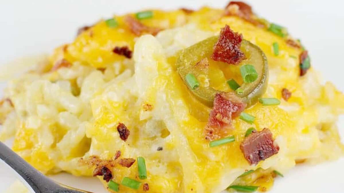 Casserole de Hash Browns au Jalapeno Popper.