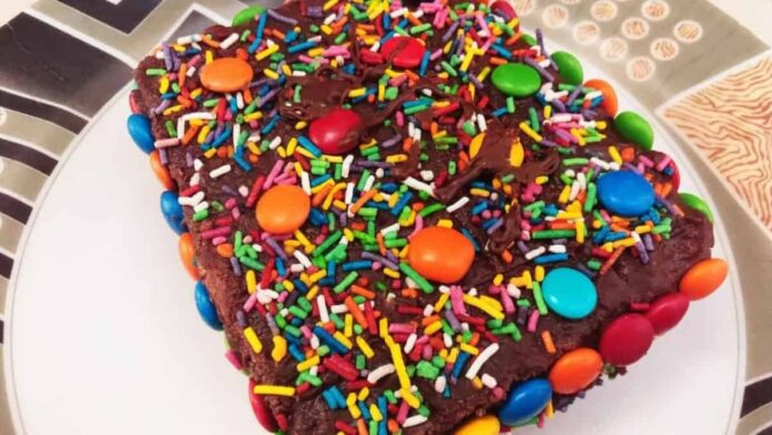12 Old-School ’70s Dinner Party Favorites That Deserve a Spot on Your Table