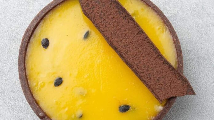 23 Showstopping New Year’s Eve Desserts to End the Year Sweetly