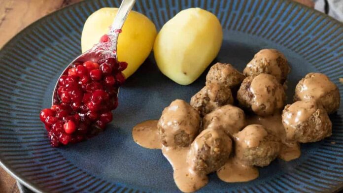 How to Make Amazing Meatballs Without the Usual Binders