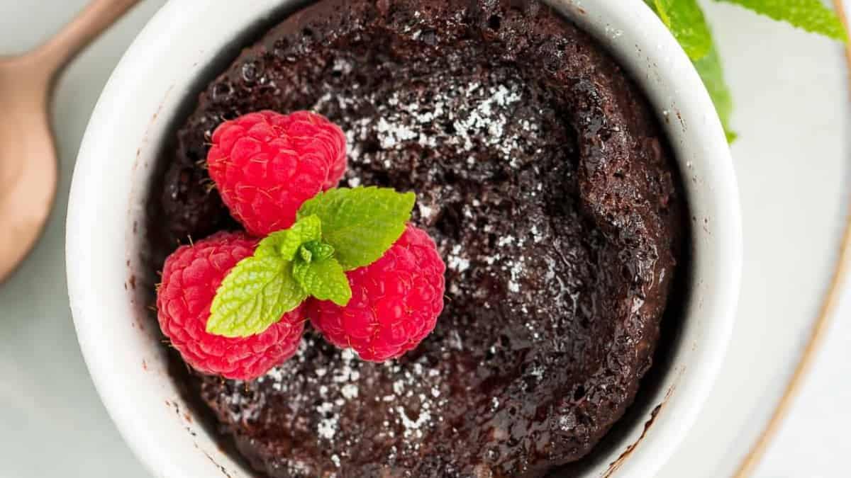 Gâteau Mug au Chocolat Lava.