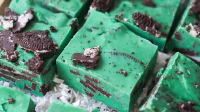 10 Festive Green Cookies to Make for St Patricks’ Day