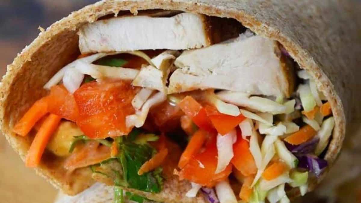 Wraps de poulet thaï aux cacahuètes.