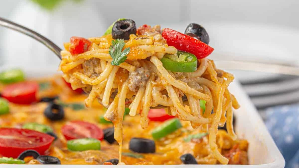 Pâtes à la sauce taco crémeuse.
