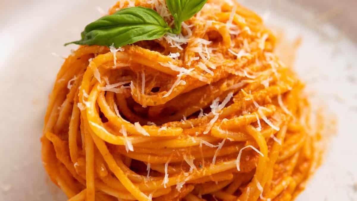 Pâtes crémeuses au fromage cottage.