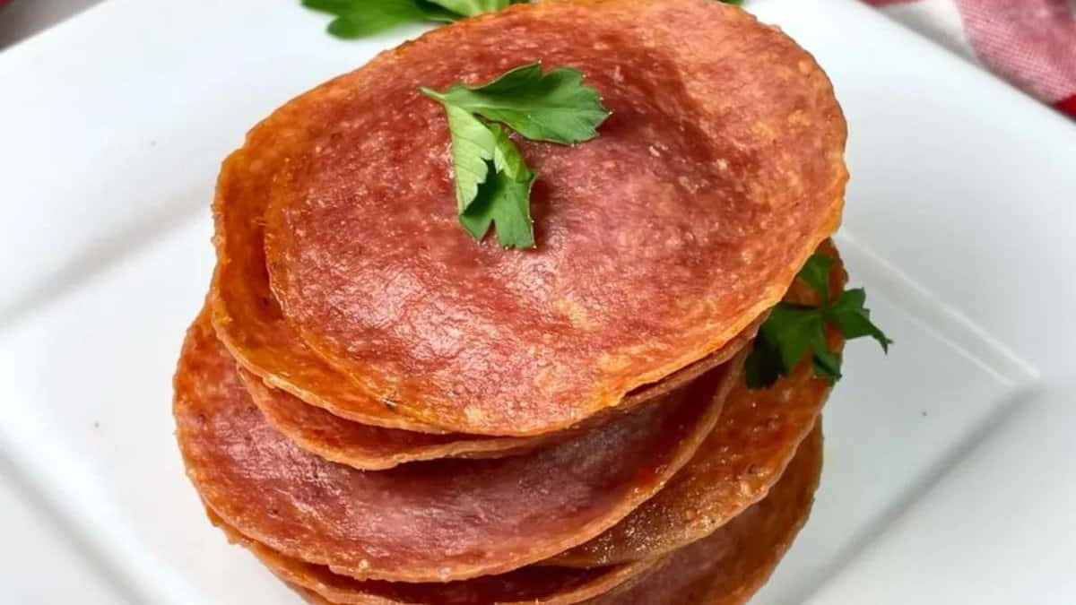 Chips de salami croustillantes.