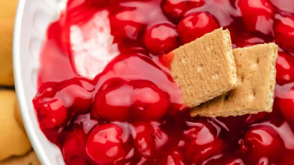 Dip au Cheesecake aux Cerises.