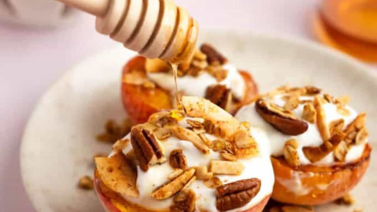 Pêches caramélisées.