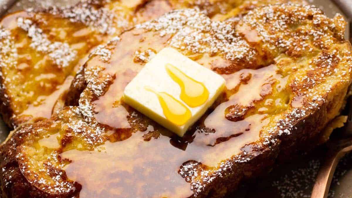 Pain perdu au beurre de pomme.