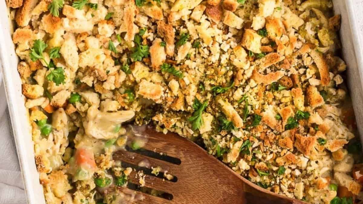 Casserole de Poulet et Farce.
