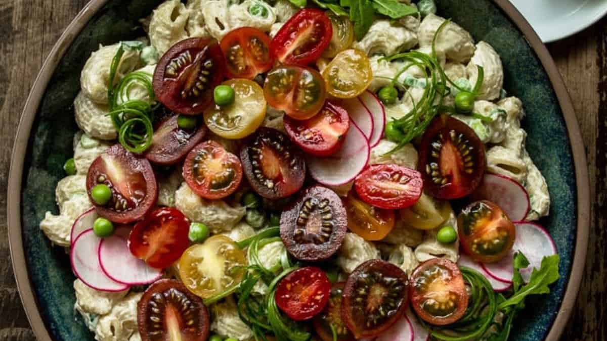 Salade de Pâtes au Fromage Bleu et Ail Rôti.