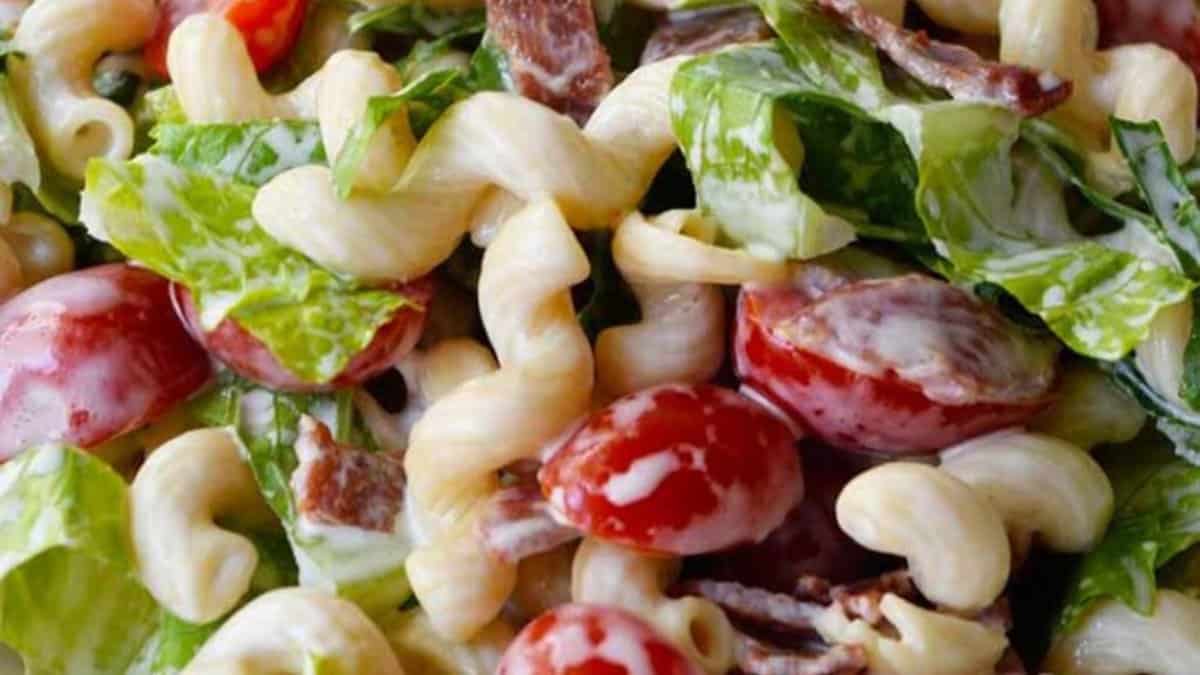 Recette de Salade de Pâtes BLT.