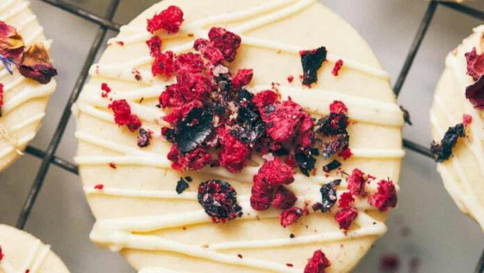 26 Simple Spring Baking Recipes Anyone Can Master