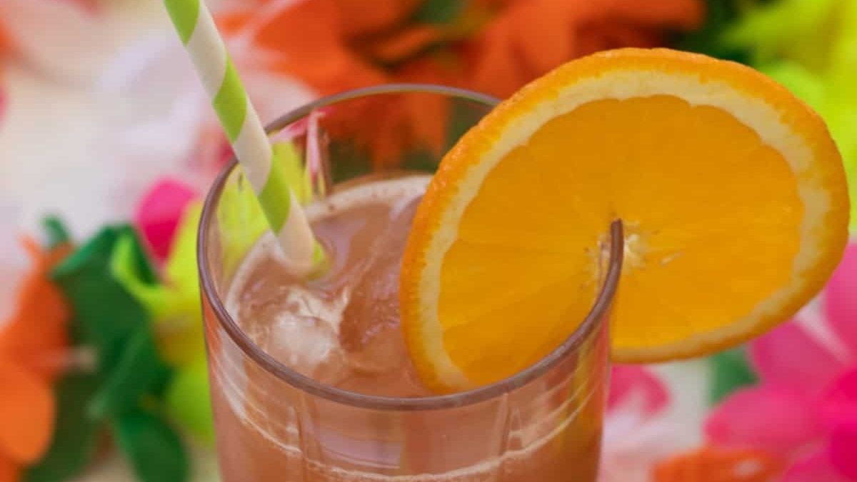 Non alcoholic summer drink.
