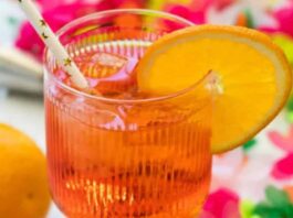 18 Cocktails d’été Simples à Savourer Toute la Saison 18 Simple Summer Cocktails Worth Sipping All Season Long