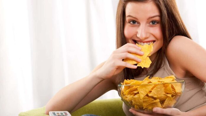 12 Junk Foods Foodies Secretly Can't Live Without