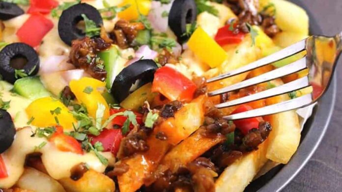 15 Loaded French Fry Dishes You Won't Be Able to Resist