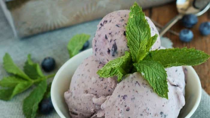 Glace aux Myrtilles Fraîches