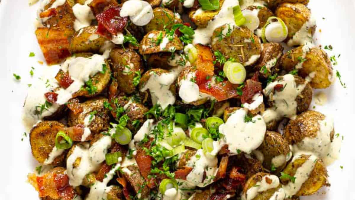 Salade de pommes de terre rôties en 25 minutes