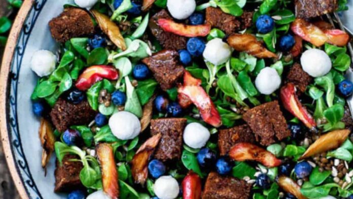 18 Crunchy Summer Salads Made for Hot Days