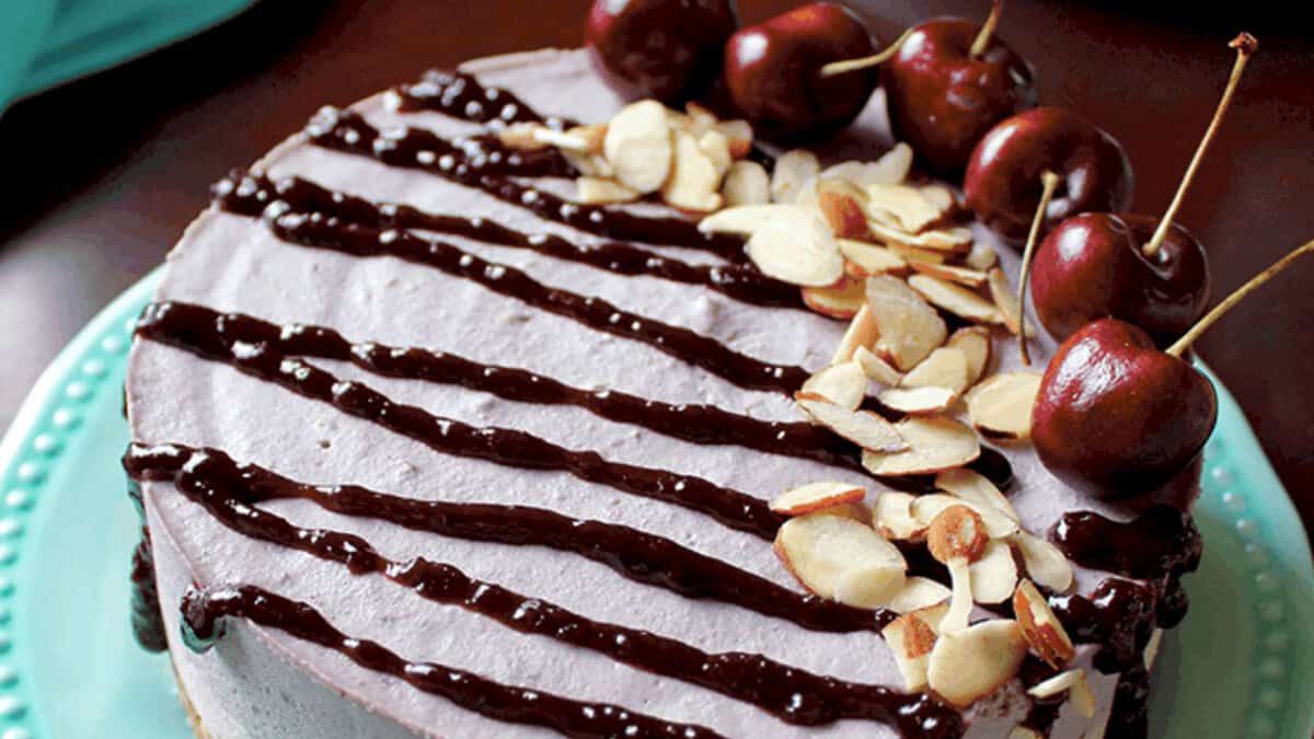 CHEESECAKE CERISE AMANDE.