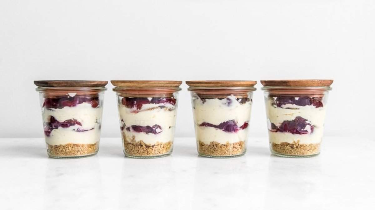 Cheesecake Cerise Bourbon en pots.