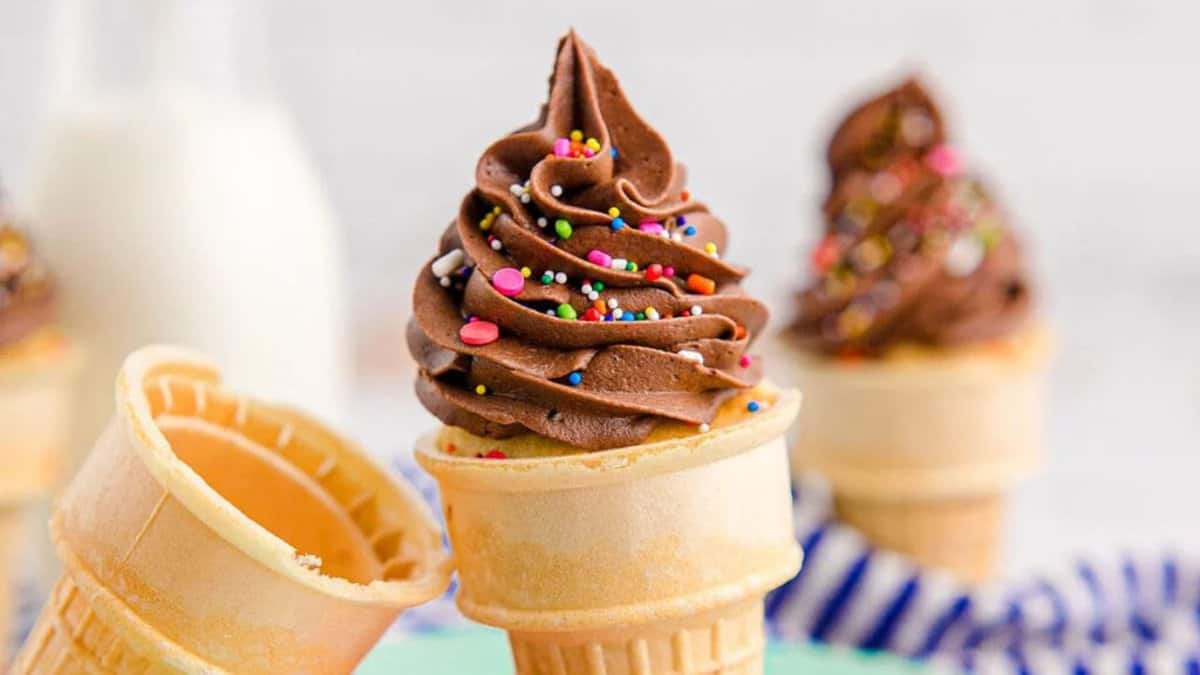 8 Cupcakes d'Été Délicieux à Essayer Aujourd'hui 8 Cheerful Summer Cupcakes Worth Baking Today