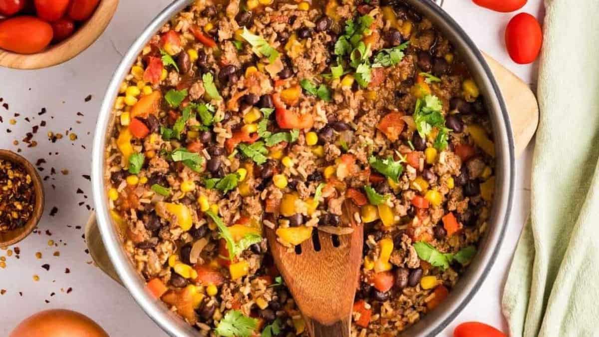 Poêlée de riz au bœuf mexicain.