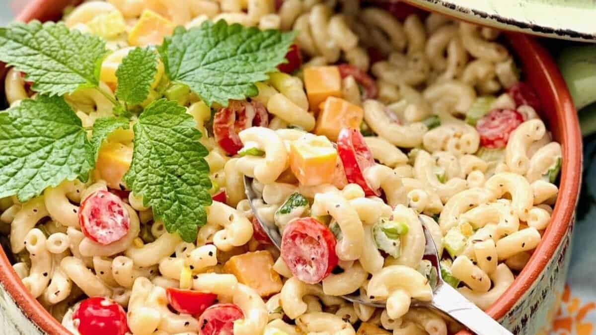 Salade de macaroni du Sud.